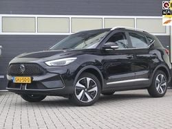 Zwart, metallic lak Gebruikt 2024 MG ZS Luxury Sedan | € 21.400 (Goede deal)