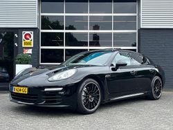 Zwart Gebruikt 2015 Porsche Panamera Sedan | € 38.995