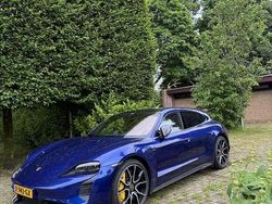 Blauw Gebruikt 2023 Porsche Taycan Sedan | € 120.000