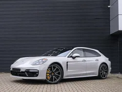 Grijs Gebruikt 2019 Porsche Panamera Sport Turismo Sedan | € 90.995