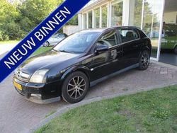 Zwart Gebruikt 2005 Opel Signum Elegance Stationwagen | € 1.260