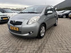 Grijs Gebruikt 2008 Toyota Yaris Luna Hatchback | € 2.650 (Goede deal)