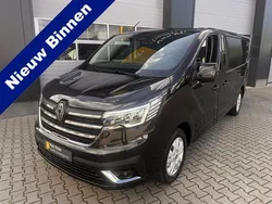 Zwart Nieuw 2024 Renault Trafic Luxe Van | € 32.750 (Super prijs)
