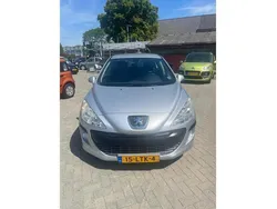Grijs, metallic lak Gebruikt 2008 Peugeot 308 Hatchback | € 2.950 (Goede deal)