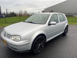 Grijs (metallic) Gebruikt 2001 VW Golf IV Highline Hatchback | € 1.349 (Goede deal)