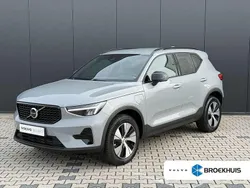 Grijs Gebruikt 2023 Volvo XC40 Plus SUV | € 43.840 (Duur)