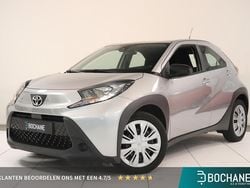 Grijs Gebruikt 2022 Toyota Aygo Play Hatchback | € 15.745 (Goede deal)