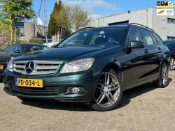 Groen, metallic lak Gebruikt 2009 Mercedes C250 Stationwagen | € 10.250 (Eerlijke prijs)