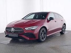 Donker manufaktur patagoniërood metallic Gebruikt 2023 Mercedes 250 AMG Stationwagen | € 38.750 (Eerlijke prijs)