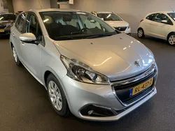 Grijs Gebruikt 2018 Peugeot 208 Active Hatchback | € 10.499 (Eerlijke prijs)