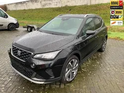 Zwart Gebruikt 2022 Seat Arona Business SUV | € 34.000
