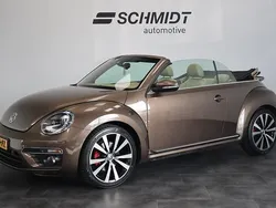 Bruin Gebruikt 2014 VW Beetle Sport Cabriolet | € 19.995