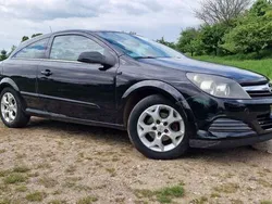 Zwart Gebruikt 2005 Opel Astra Sport Coupé | € 1.150 (Super prijs)