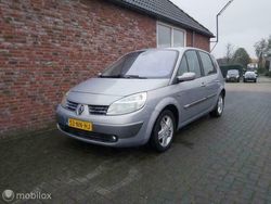 Beige Gebruikt 2004 Renault Scénic II Dynamique MPV | € 1.500 (Goede deal)
