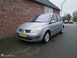 Beige Gebruikt 2004 Renault Scénic II Dynamique MPV | € 1.500 (Eerlijke prijs)