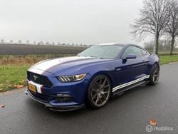 Blauw (metallic) Gebruikt 2015 Ford Mustang Fastback Coupé | € 19.950
