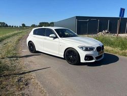 Wit Gebruikt 2016 BMW 116 Executive Hatchback | € 13.950 (Eerlijke prijs)