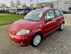 Rood Gebruikt 2003 Citroën C3 Exclusive Hatchback | € 1.650 (Eerlijke prijs)