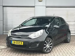 Zwart Gebruikt 2013 Kia Rio Plus Hatchback | € 1.999 (Super prijs)