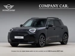 Midnight black ii (donker zwart metallic) Gebruikt 2025 Mini Aceman SUV | € 42.950