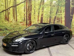 Zwart Gebruikt 2015 Porsche Panamera Sedan | € 29.900