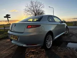 Gebruikt 2004 Alfa Romeo GT Distinctive Coupé | € 2.350 (Eerlijke prijs)