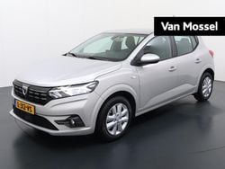Grijs Gebruikt 2021 Dacia Sandero Comfort Hatchback | € 12.940 (Eerlijke prijs)
