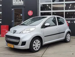 Grijs Gebruikt 2011 Peugeot 107 Hatchback | € 4.295 (Eerlijke prijs)