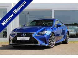 Blauw, metallic lak Gebruikt 2016 Lexus RC300h Sport Line Coupé | € 29.940