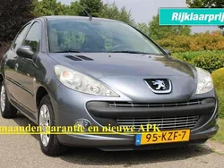 Grijs Gebruikt 2010 Peugeot 206 CC Cabriolet | € 2.900 (Iets duurder)
