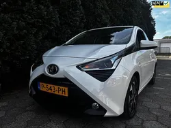 Wit Gebruikt 2018 Toyota Aygo X-cite Hatchback | € 12.500 (Eerlijke prijs)