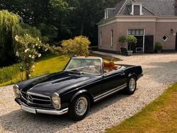 Blauw Gebruikt 1964 Mercedes 230 Cabriolet | € 79.950