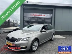 Grijs Gebruikt 2017 Skoda Octavia Stationwagen | € 7.250 (Goede deal)