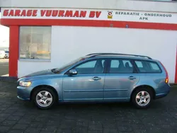Blauw, metallic lak Gebruikt 2008 Volvo V50 Momentum Stationwagen | € 6.750