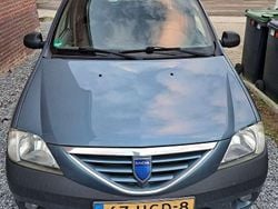 Blauw Gebruikt 2008 Dacia Logan Lauréate MPV | € 990 (Eerlijke prijs)