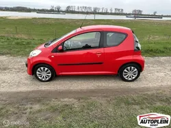 Rood Gebruikt 2007 Citroën C1 Hatchback | € 1.999 (Eerlijke prijs)