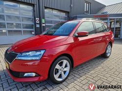 Rood Gebruikt 2020 Skoda Fabia Ambition Hatchback | € 10.950 (Iets duurder)