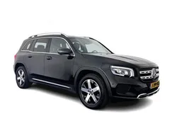 Zwart Gebruikt 2020 Mercedes GLB180 Business SUV | € 26.445 (Iets duurder)