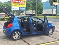 Blauw Gebruikt 2007 Renault Clio II Dynamique Hatchback | € 1.650 (Eerlijke prijs)