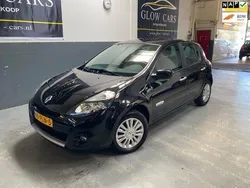 Zwart Gebruikt 2011 Renault Clio II Collection Hatchback | € 4.750 (Iets duurder)