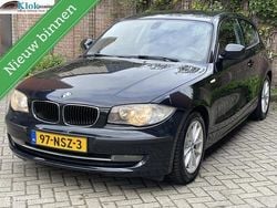 Zwart Gebruikt 2010 BMW 118 Efficient Dynamics Hatchback | € 4.450 (Goede deal)
