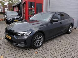 Grijs Gebruikt 2020 BMW 320 Executive Sedan | € 22.750 (Super prijs)