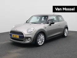 Grijs Gebruikt 2017 Mini Cooper Business Hatchback | € 15.900 (Goede deal)