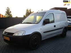 Zilver Gebruikt 2008 Opel Combo Comfort MPV | € 2.450 (Eerlijke prijs)