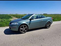 Groen Gebruikt 2004 Renault Mégane Cabriolet Luxe Cabriolet | € 1.500 (Eerlijke prijs)