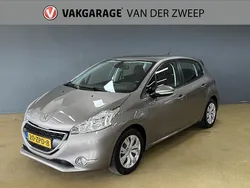 Grijs Gebruikt 2013 Peugeot 208 Envy Hatchback | € 4.450 (Eerlijke prijs)