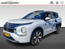 Wit Gebruikt 2025 Mitsubishi Outlander P-HEV Instyle SUV | € 59.930