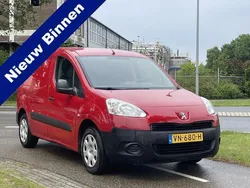 Rood Gebruikt 2015 Peugeot Partner MPV | € 4.999 (Eerlijke prijs)