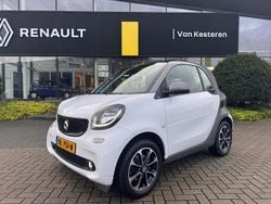 Wit Gebruikt 2017 Smart ForTwo Coupé Passion Hatchback | € 7.445