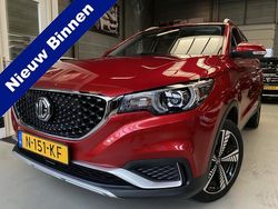 Rood Gebruikt 2021 MG ZS Luxury SUV | € 13.750 (Goede deal)